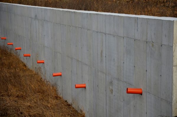 Cost of Retaining Wall Drainage in Greenwood